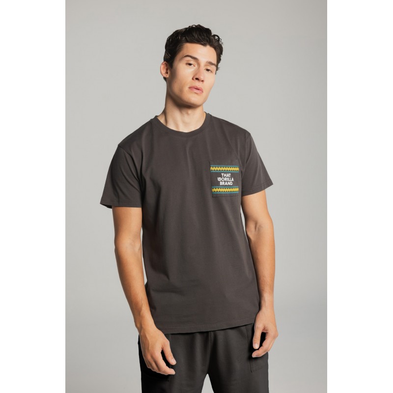 THAT GORILLA BRAND KISORO POCKET T CHARCOAL